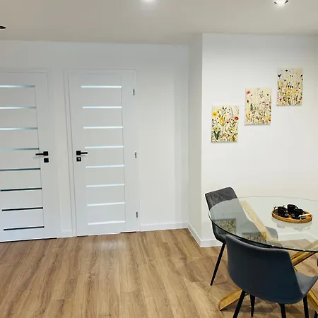 דירה Sparrow Apartmens קושיצה