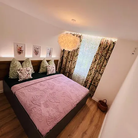 Sparrow Apartmens קושיצה