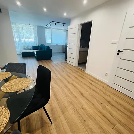 Sparrow Apartmens דירה *