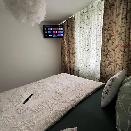 Sparrow Apartmens Appartement Košice