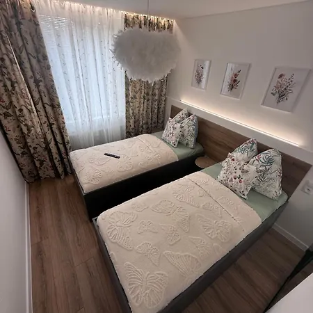 דירה Sparrow Apartmens