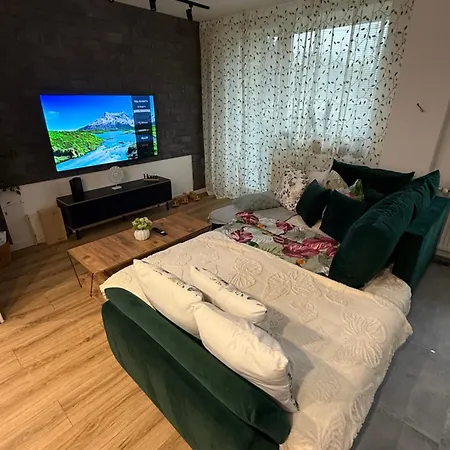 Sparrow Apartmens Appartement Košice